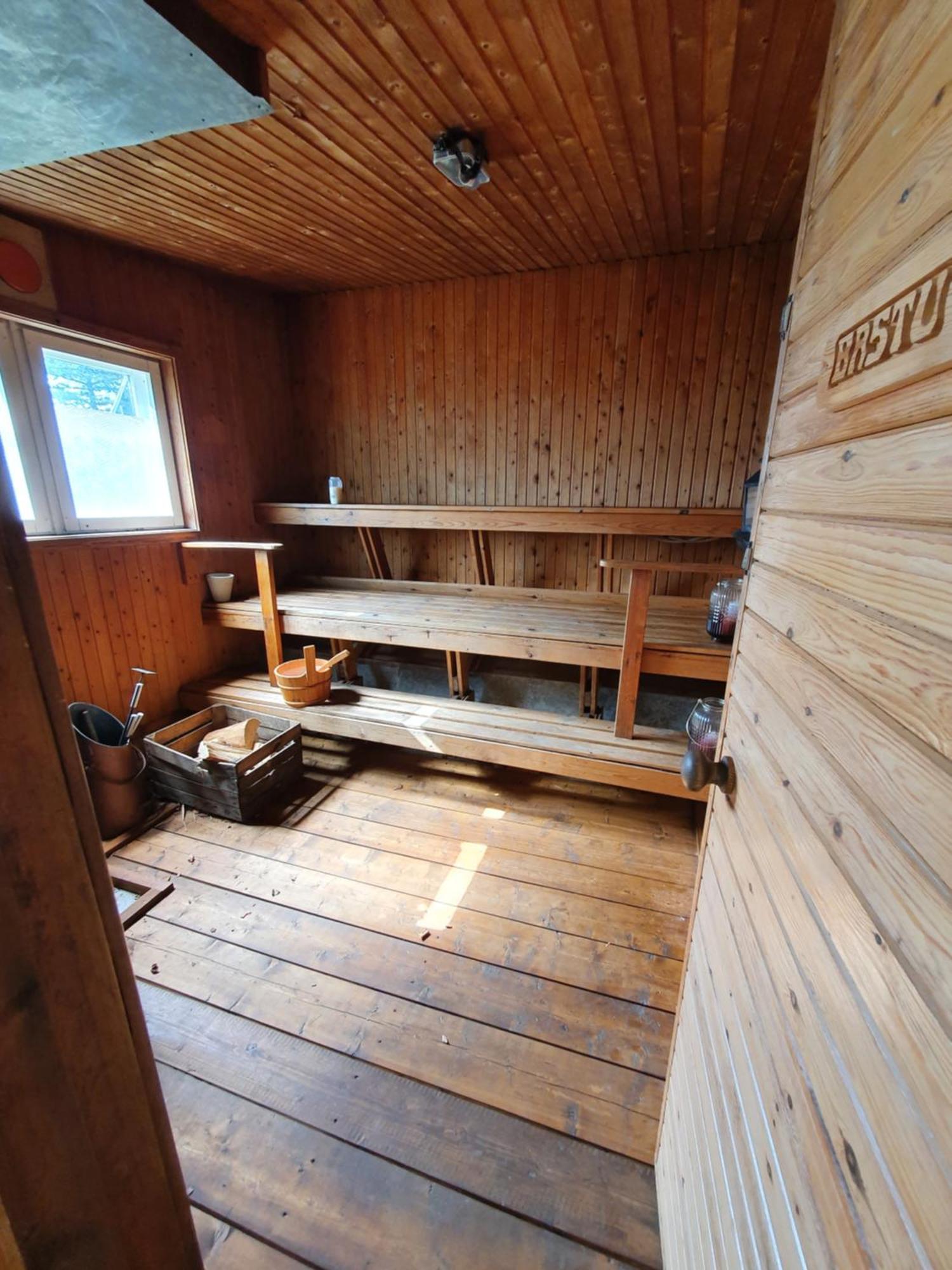 Camp Caroli Wooden Cabins Jukkasjarvi Exterior photo