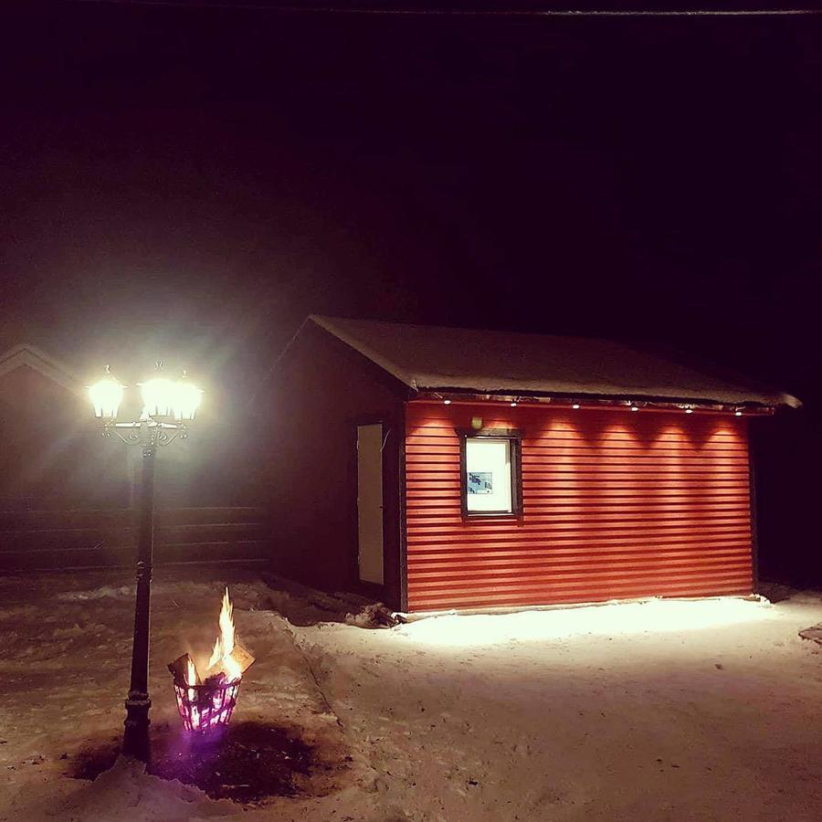 Camp Caroli Wooden Cabins Jukkasjarvi Exterior photo